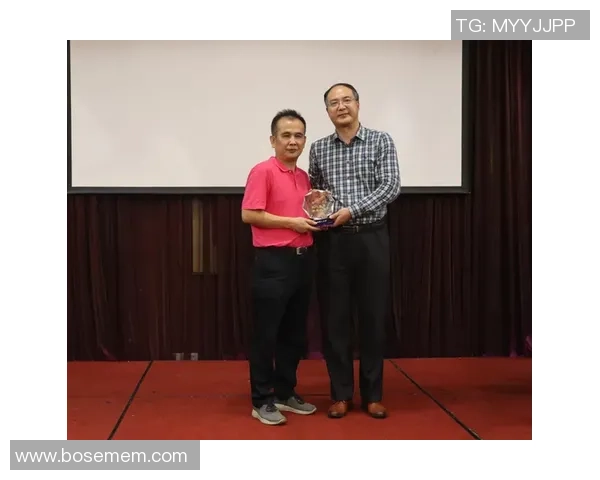 对话周芳：谈飞盘生涯